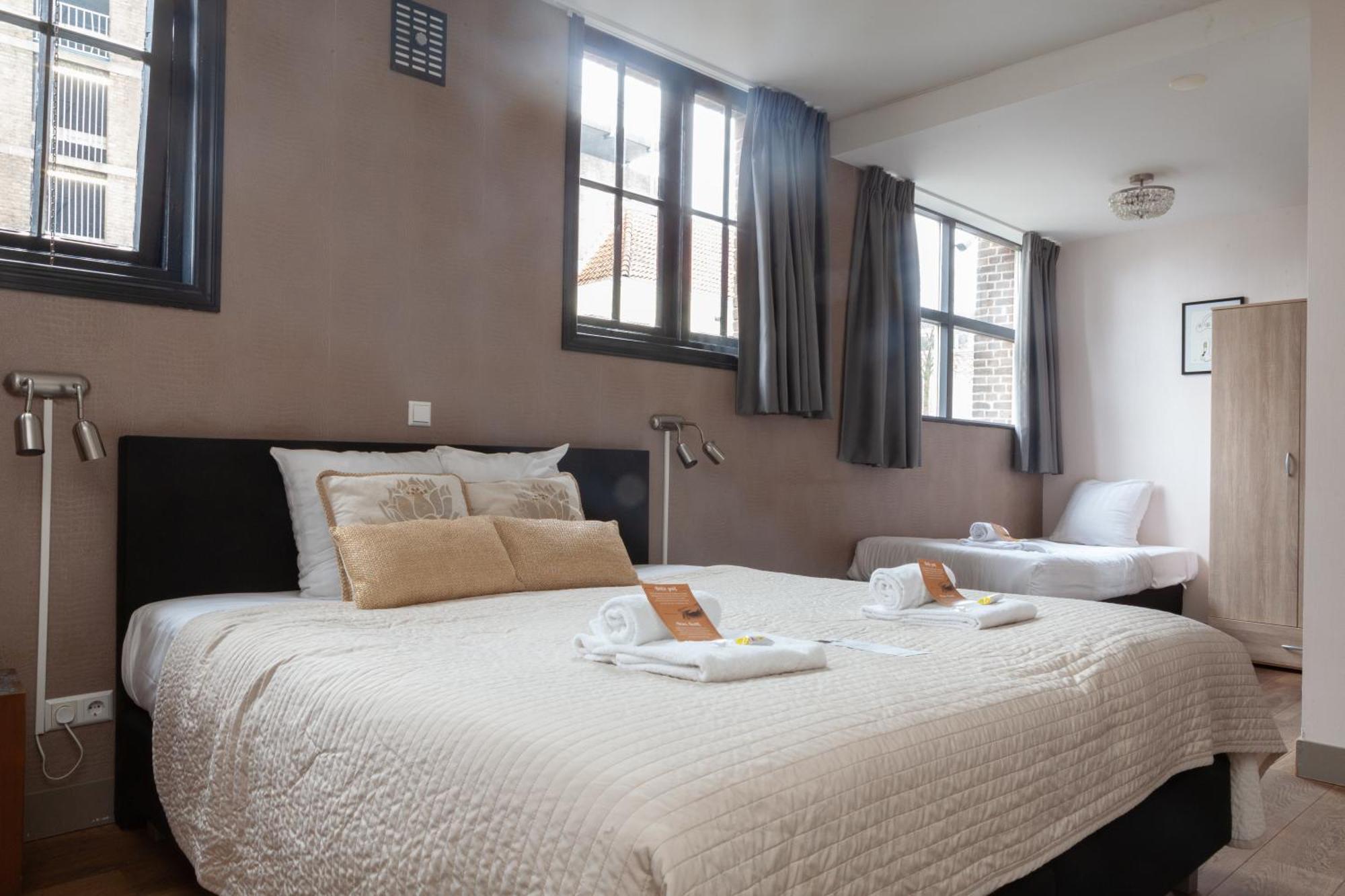Kings Inn City Hotel Алкмар Экстерьер фото