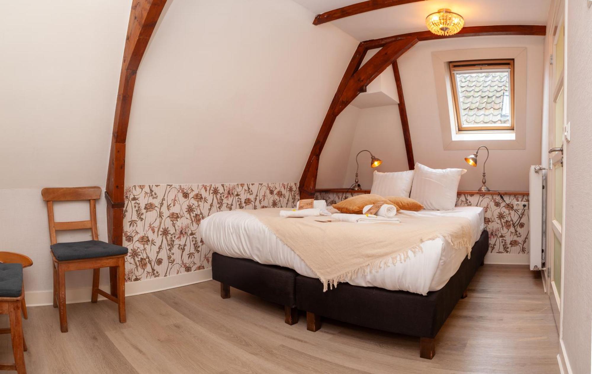 Kings Inn City Hotel Алкмар Экстерьер фото