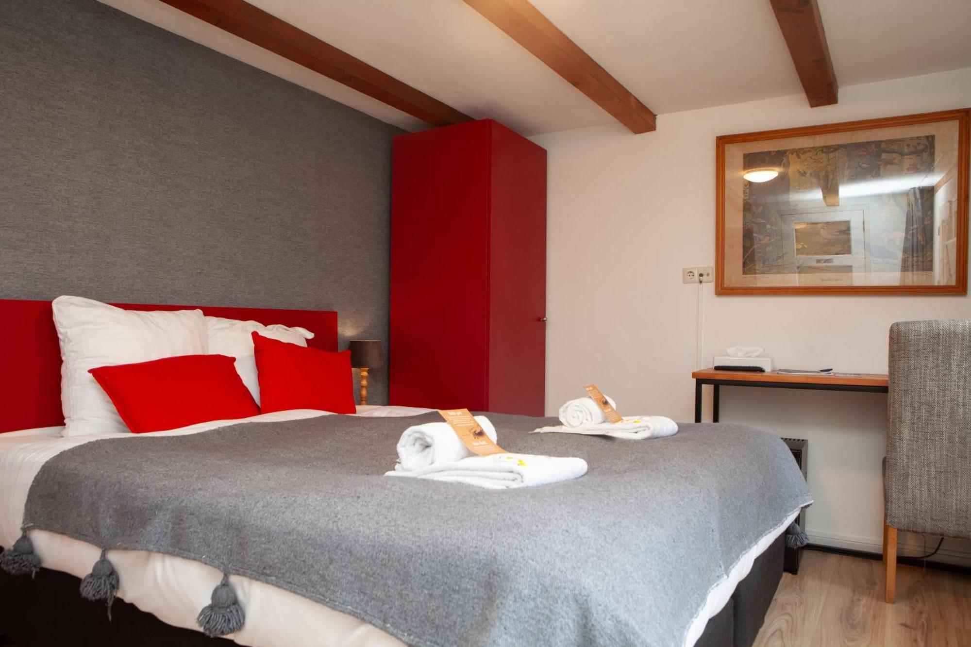 Kings Inn City Hotel Алкмар Экстерьер фото