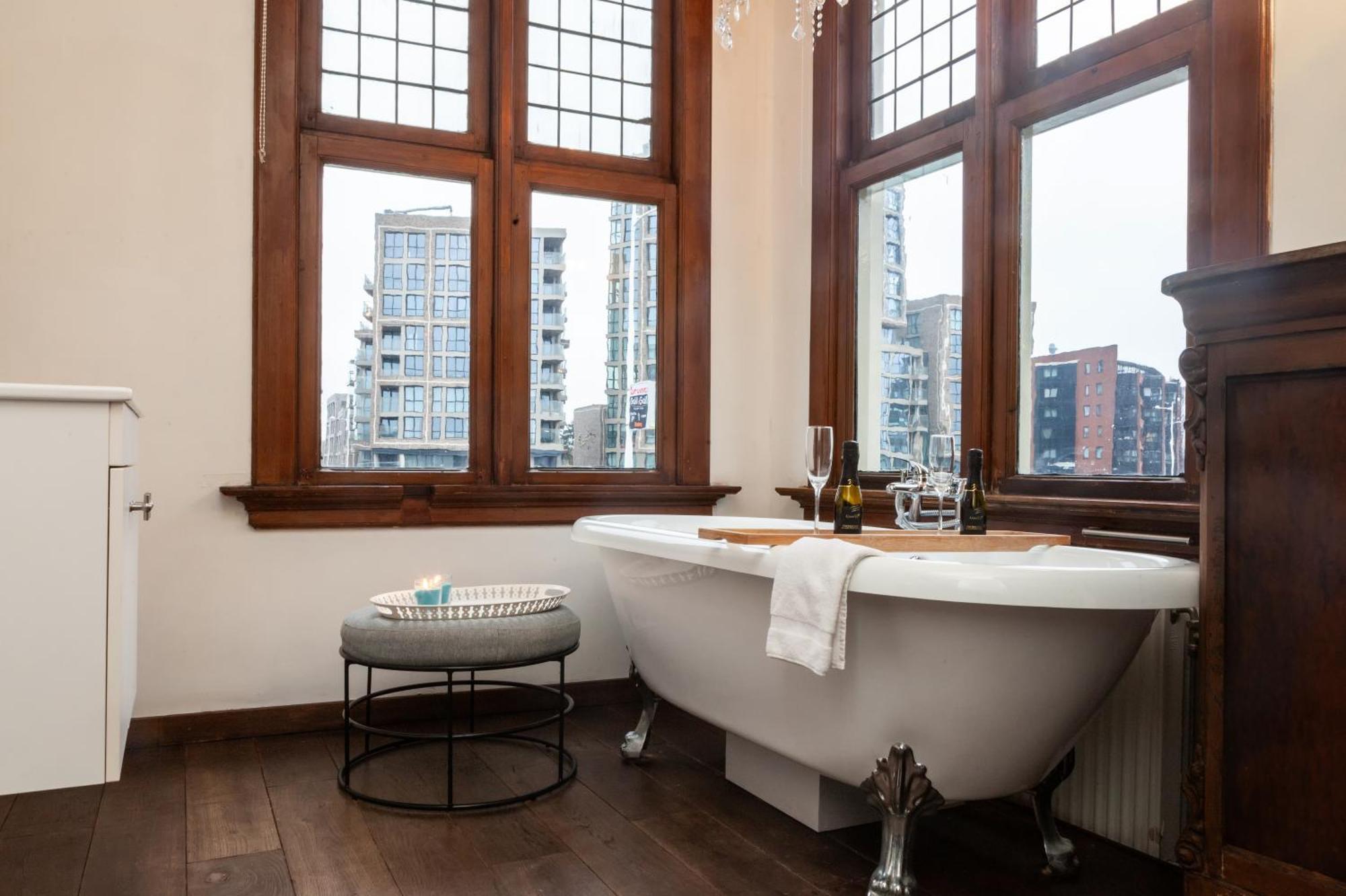 Kings Inn City Hotel Алкмар Экстерьер фото